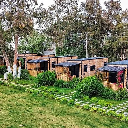 Tiny House Ξενοδοχείο 5*