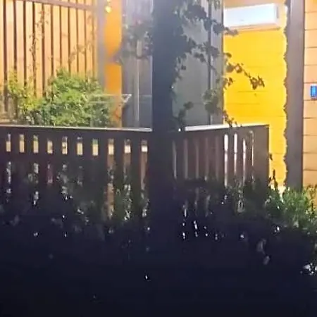 Ξενοδοχείο Tiny House 5*